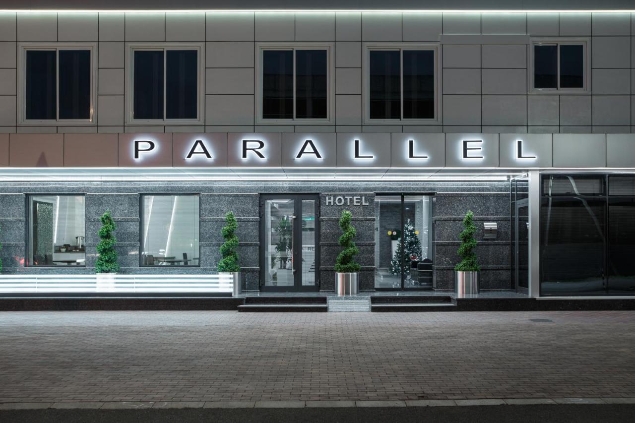 Parallel Hotel คราสโนดาร์ ภายนอก รูปภาพ